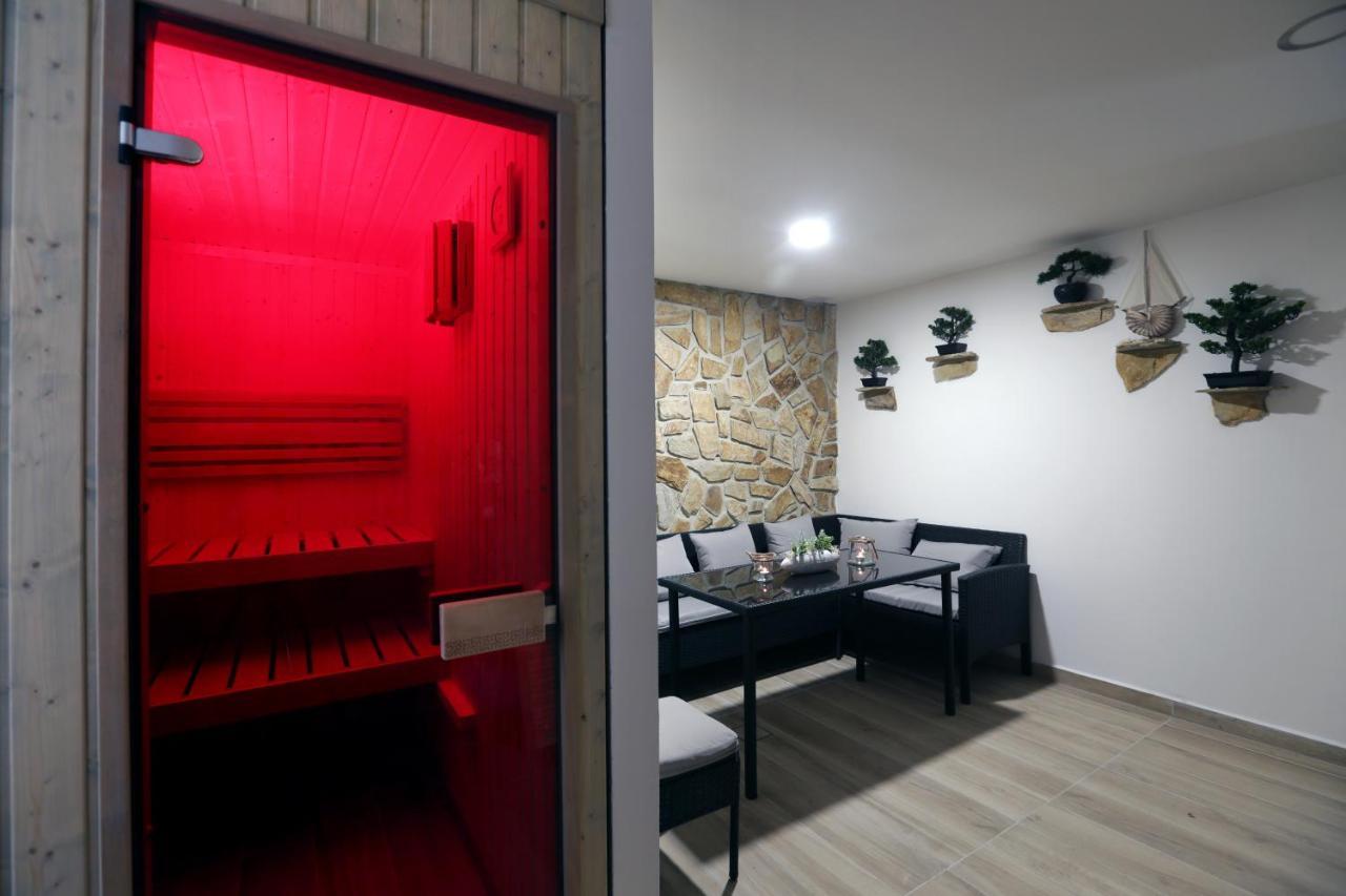 Wellness Penzion Kristýna - Áčko Hrádek nad Nisou Exterior foto